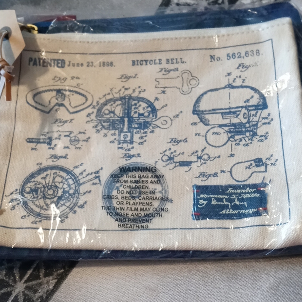 Set of 2 Heavy Duty Pouches NWT
